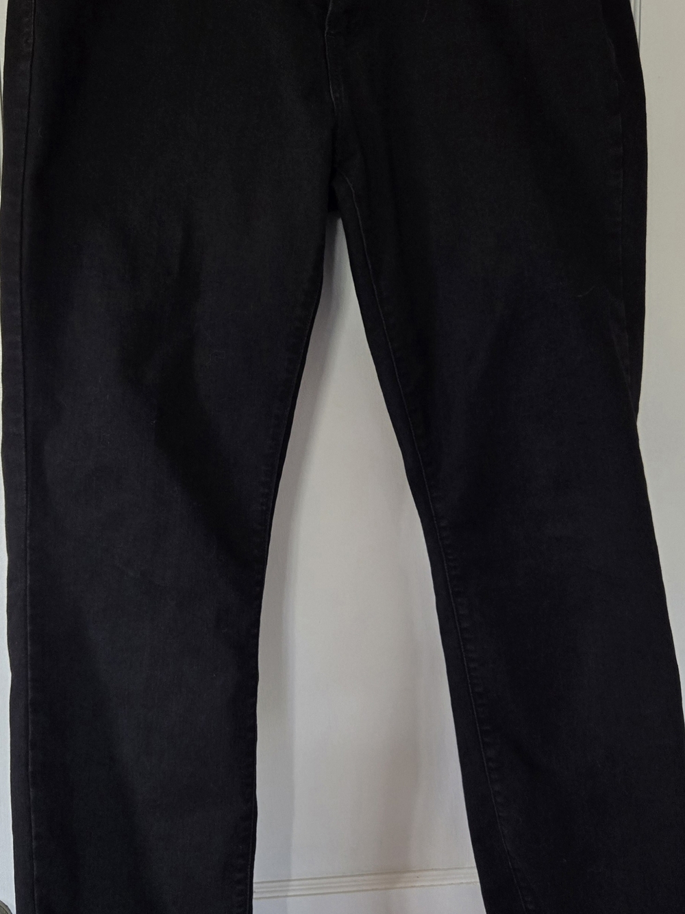 Levi's 505 Straight Leg Women's size 32 Black Denim